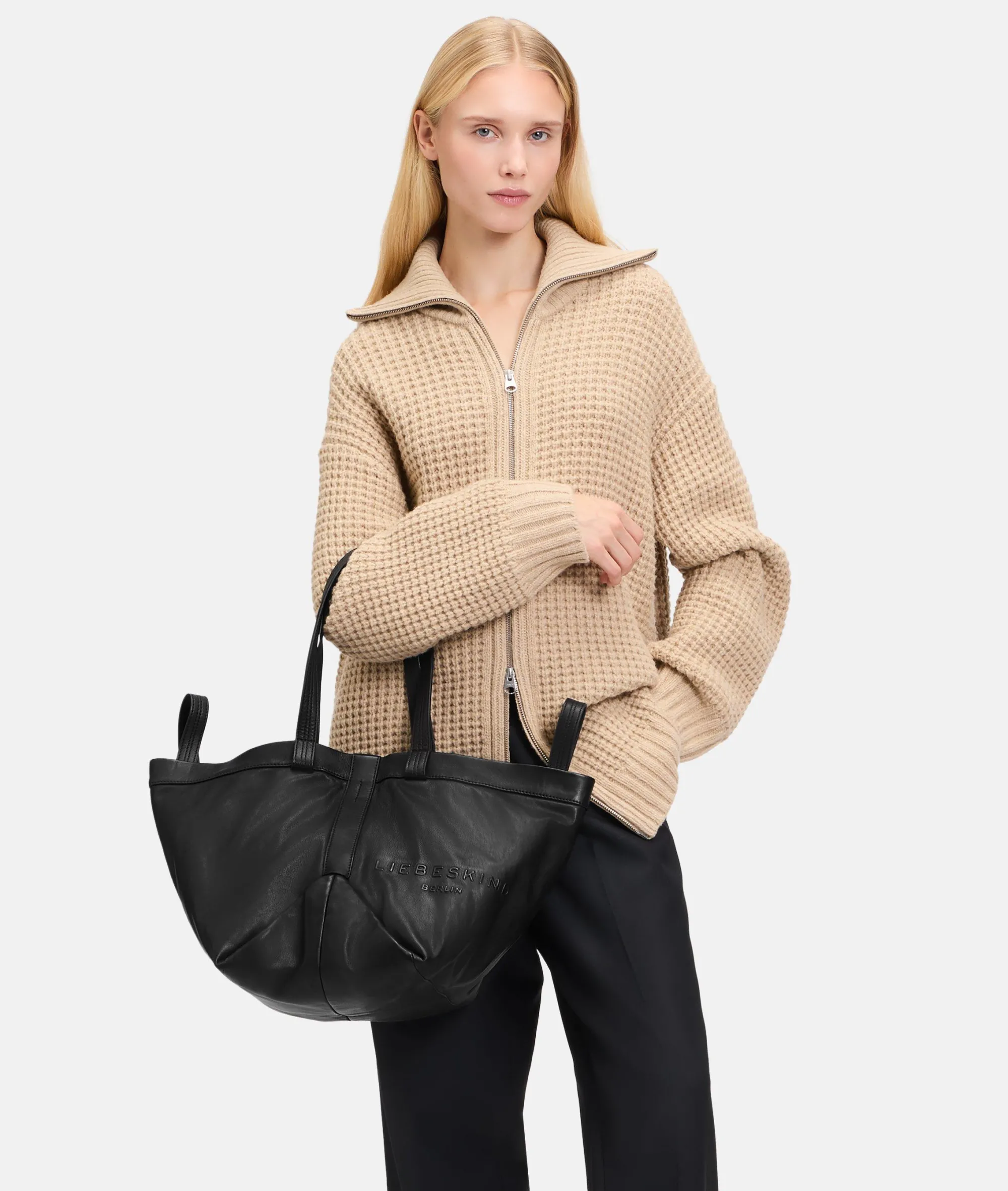 Online LIEBESKIND BERLIN Elvira Shopper M schwarz