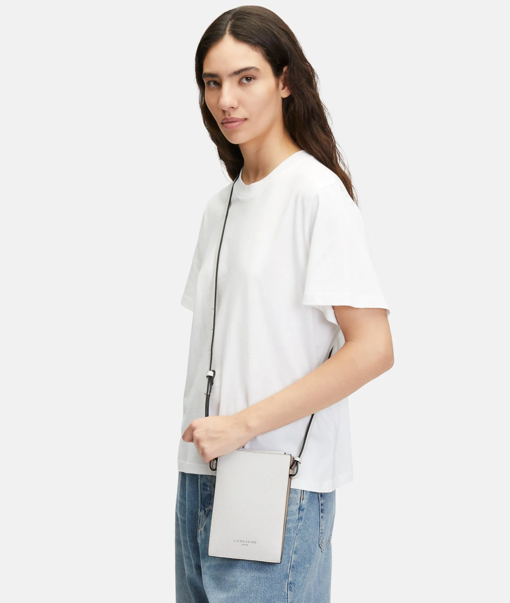 Discount LIEBESKIND BERLIN Hilla Mobile Pouch weiß