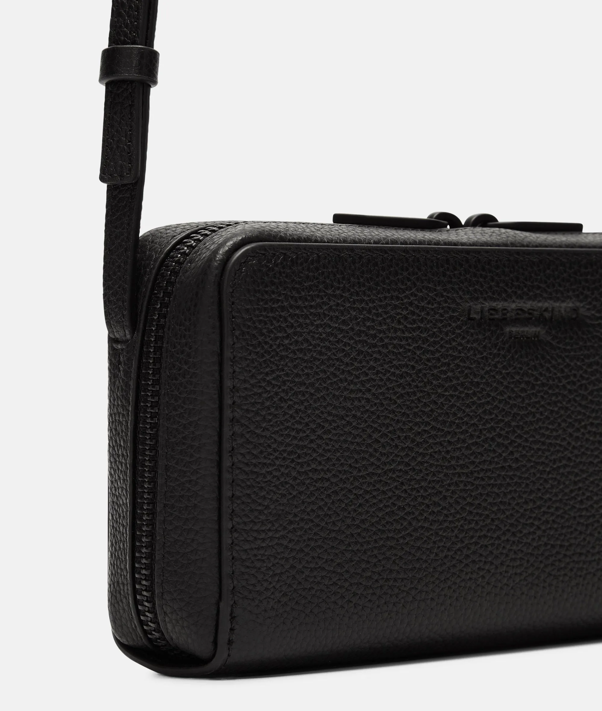 LIEBESKIND BERLIN Lou Crossbody XS schwarz