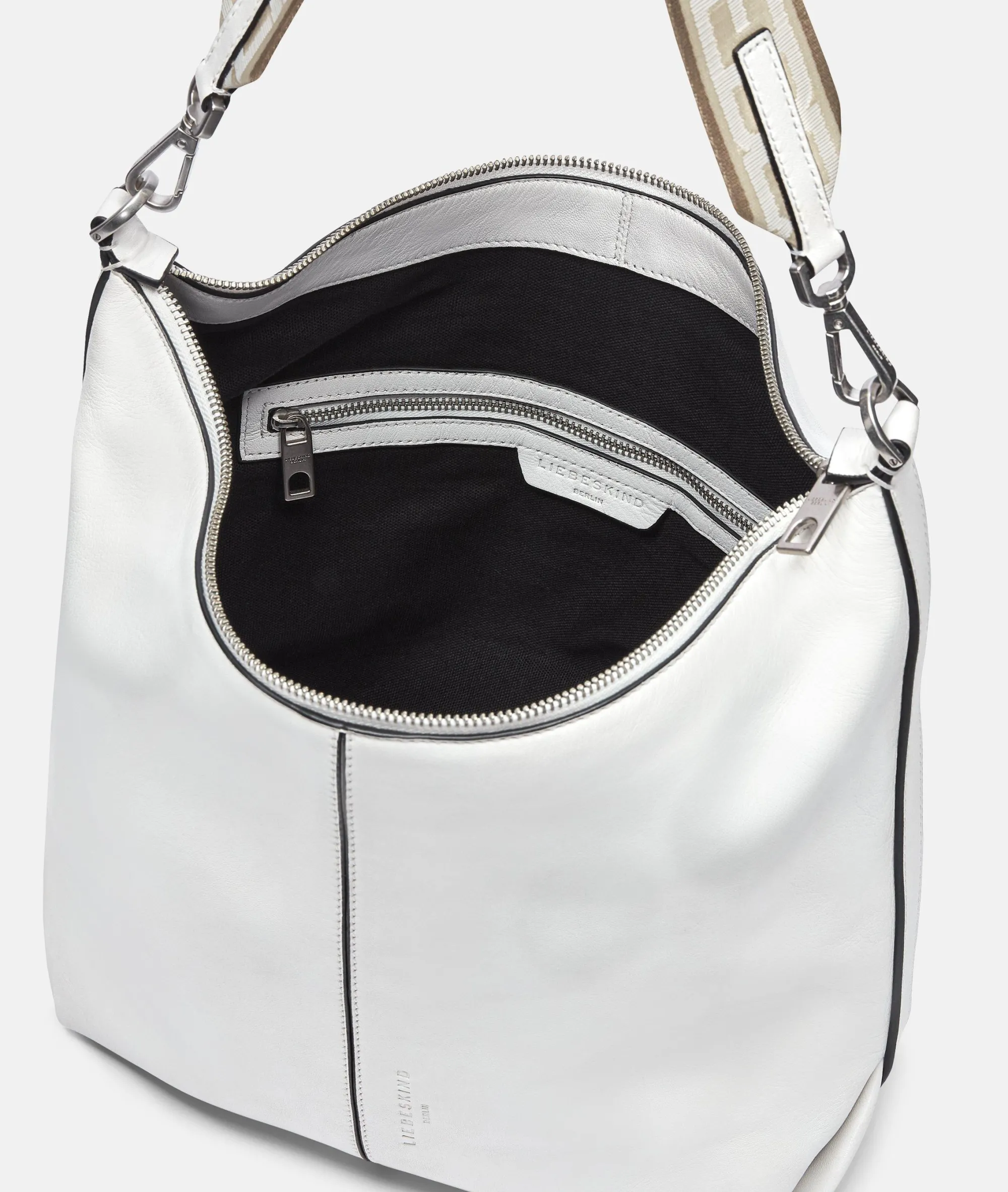 Outlet LIEBESKIND BERLIN Paris Hobo M weiß